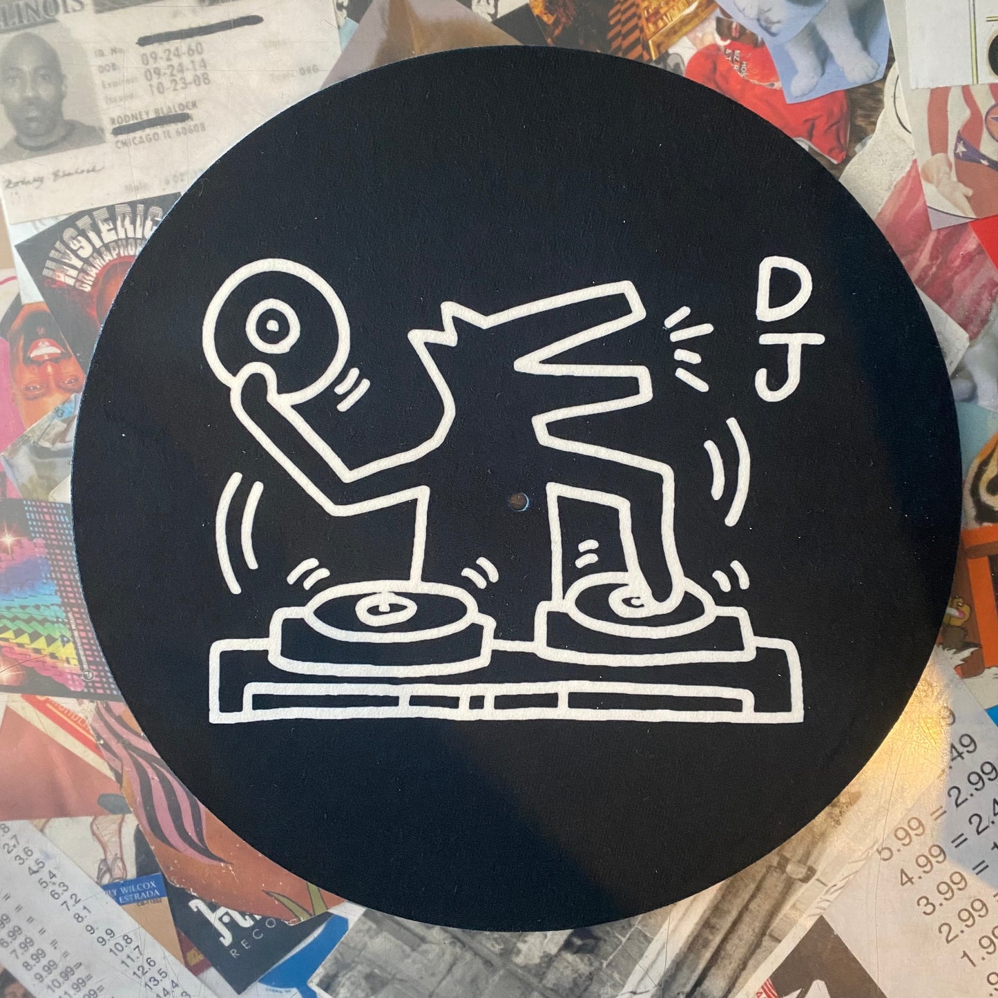 Haring DJ Dog Slipmat